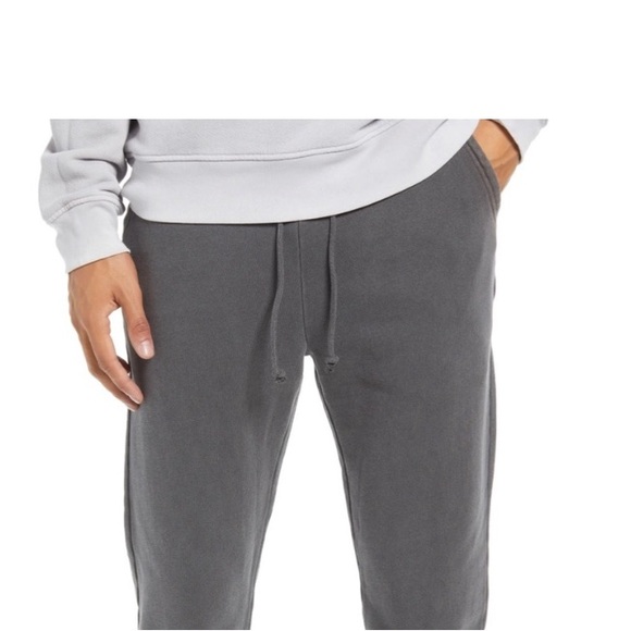 John Elliott dark grey frayed thick sweatpants w/ great pockets chic urban